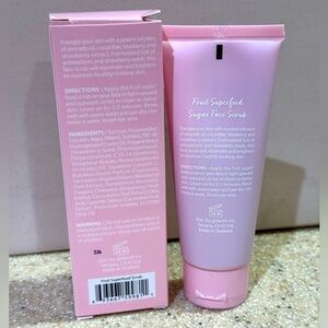 Girlactik Fruit Superfood Sugar Face Scrub (2.82 oz) NIB